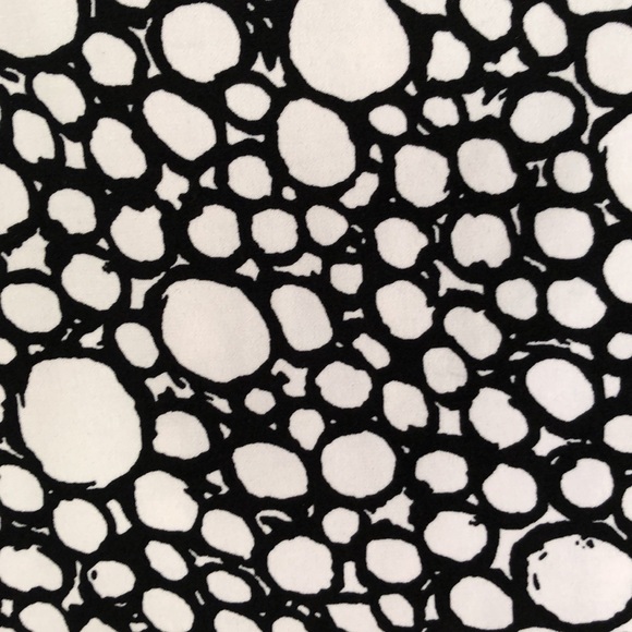 Calvin Klein Pleated Sleeveless Blouse - Picture 3 of 7